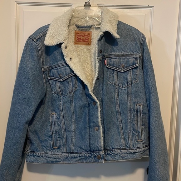 Levi's Blue Jean Jacket with White Sherpa Collar - Picture 1 of 11